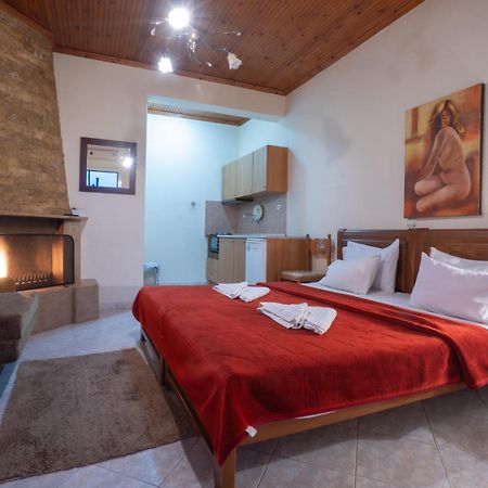 Guesthouse Adonis Káto Loutrákion المظهر الخارجي الصورة