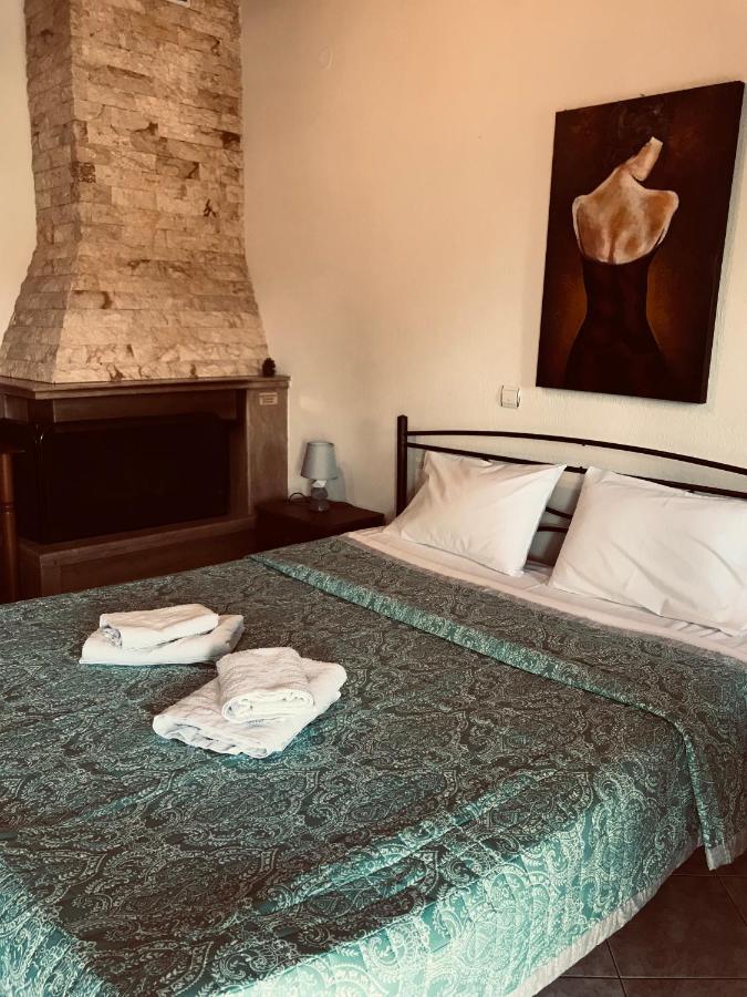 Guesthouse Adonis Káto Loutrákion المظهر الخارجي الصورة