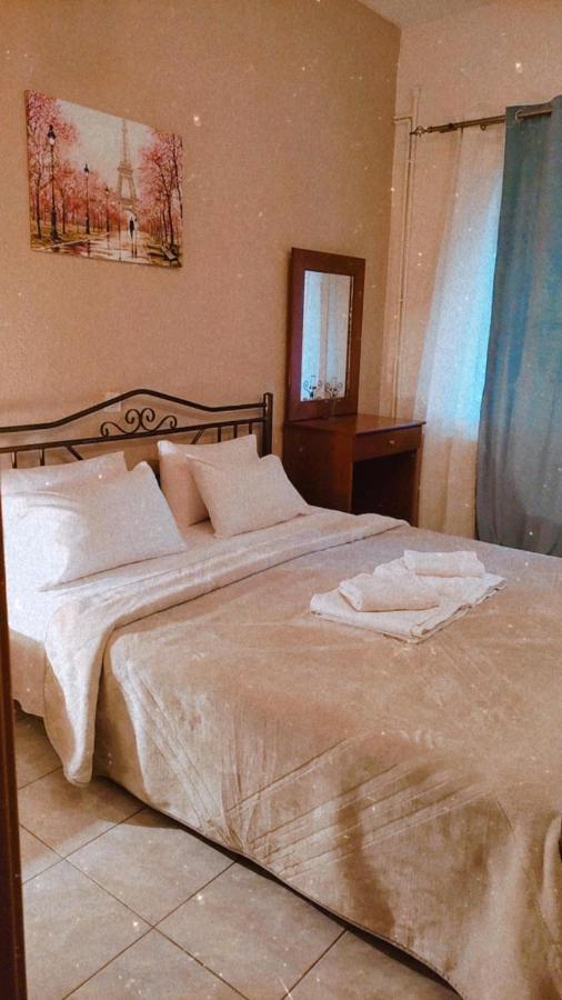 Guesthouse Adonis Káto Loutrákion المظهر الخارجي الصورة