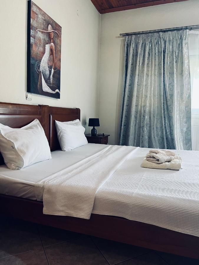 Guesthouse Adonis Káto Loutrákion المظهر الخارجي الصورة