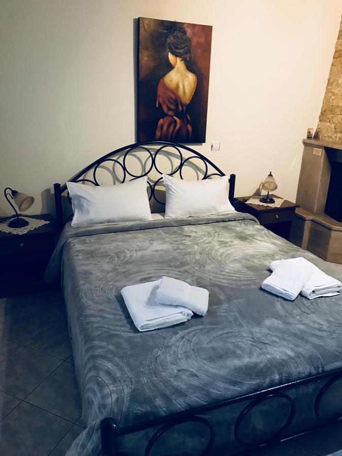 Guesthouse Adonis Káto Loutrákion المظهر الخارجي الصورة