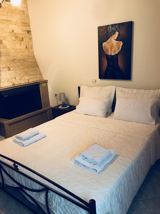 Guesthouse Adonis Káto Loutrákion المظهر الخارجي الصورة