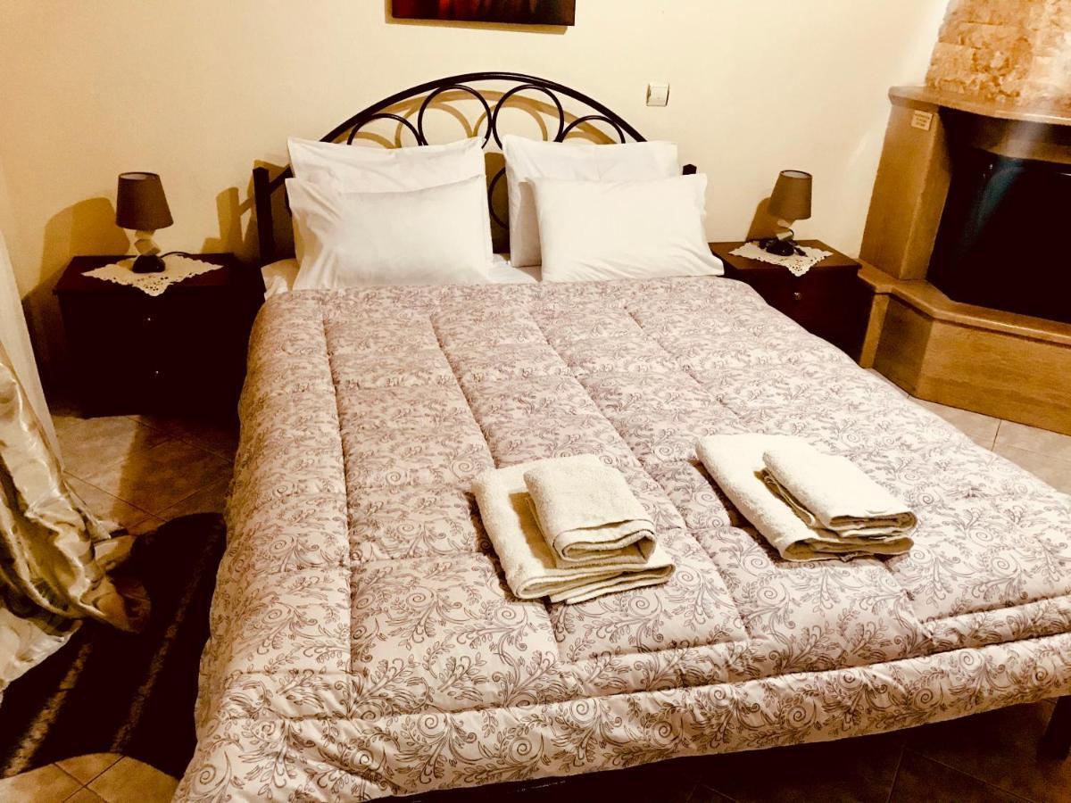 Guesthouse Adonis Káto Loutrákion المظهر الخارجي الصورة